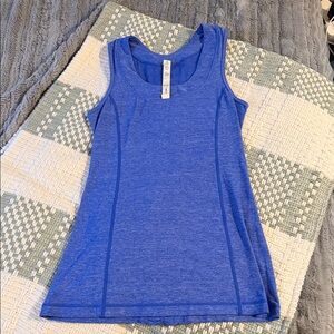 Women’s Lululemon tank top